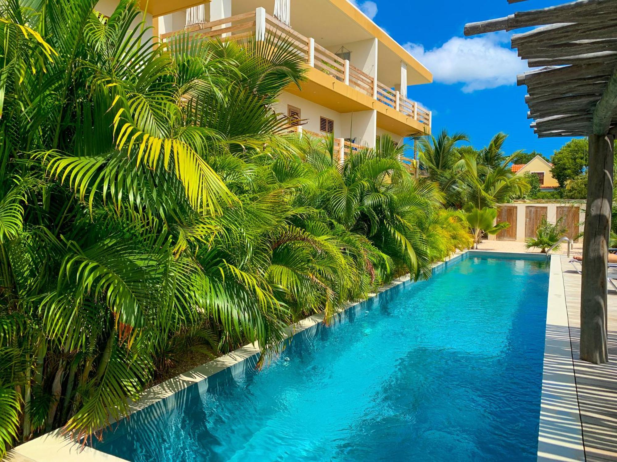 Isla Penthouse & Garden Apartments Bonaire Кралендейк Екстер'єр фото